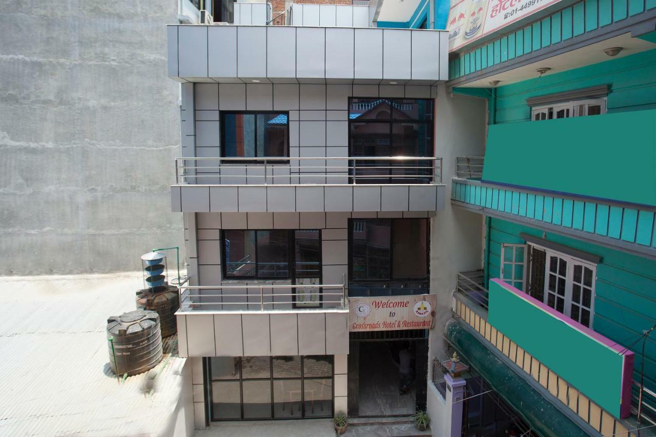 Hotel Crossroads Catmandu Exterior foto