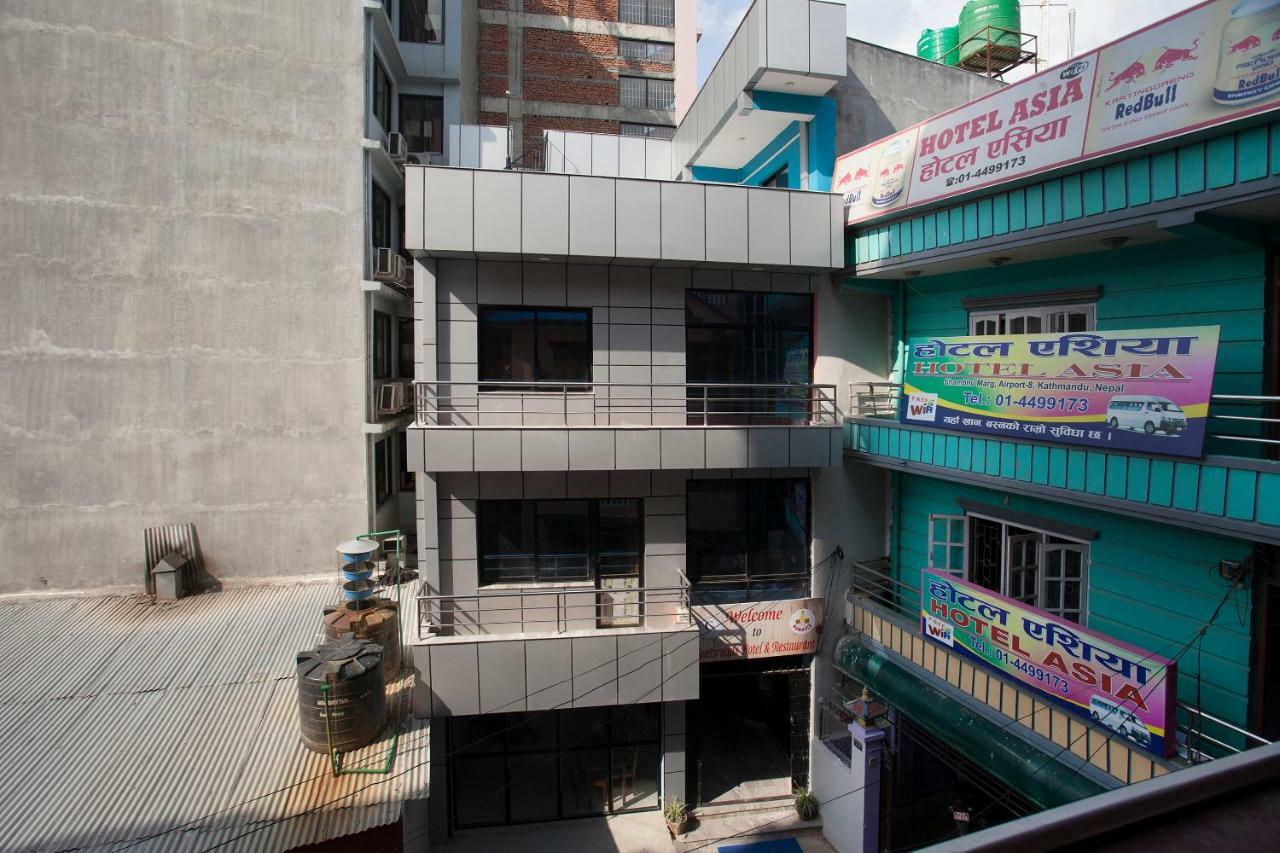 Hotel Crossroads Catmandu Exterior foto